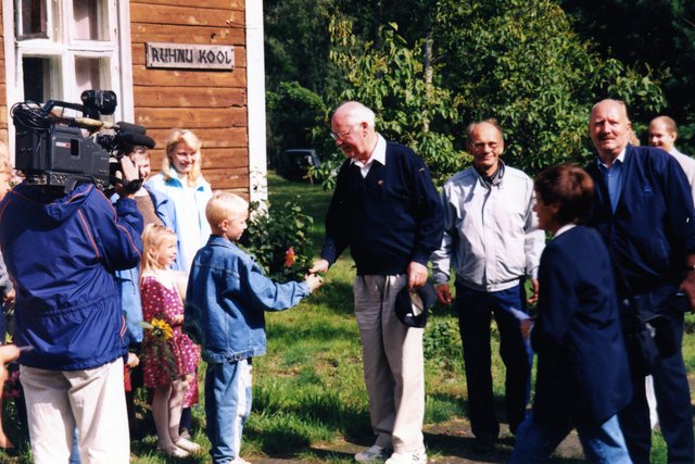  President Lennart Meri visiit Ruhnu saarele, 1998