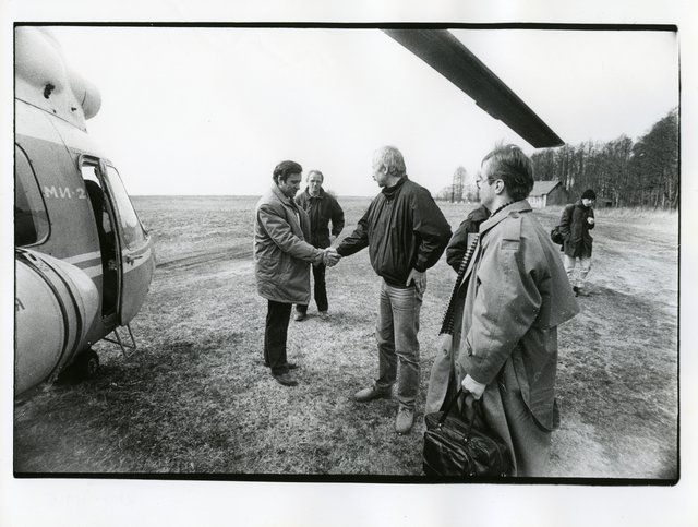  Külalised lennuväljal, helikopter MI-2, 1991