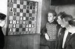  Õpilased malet mängimas